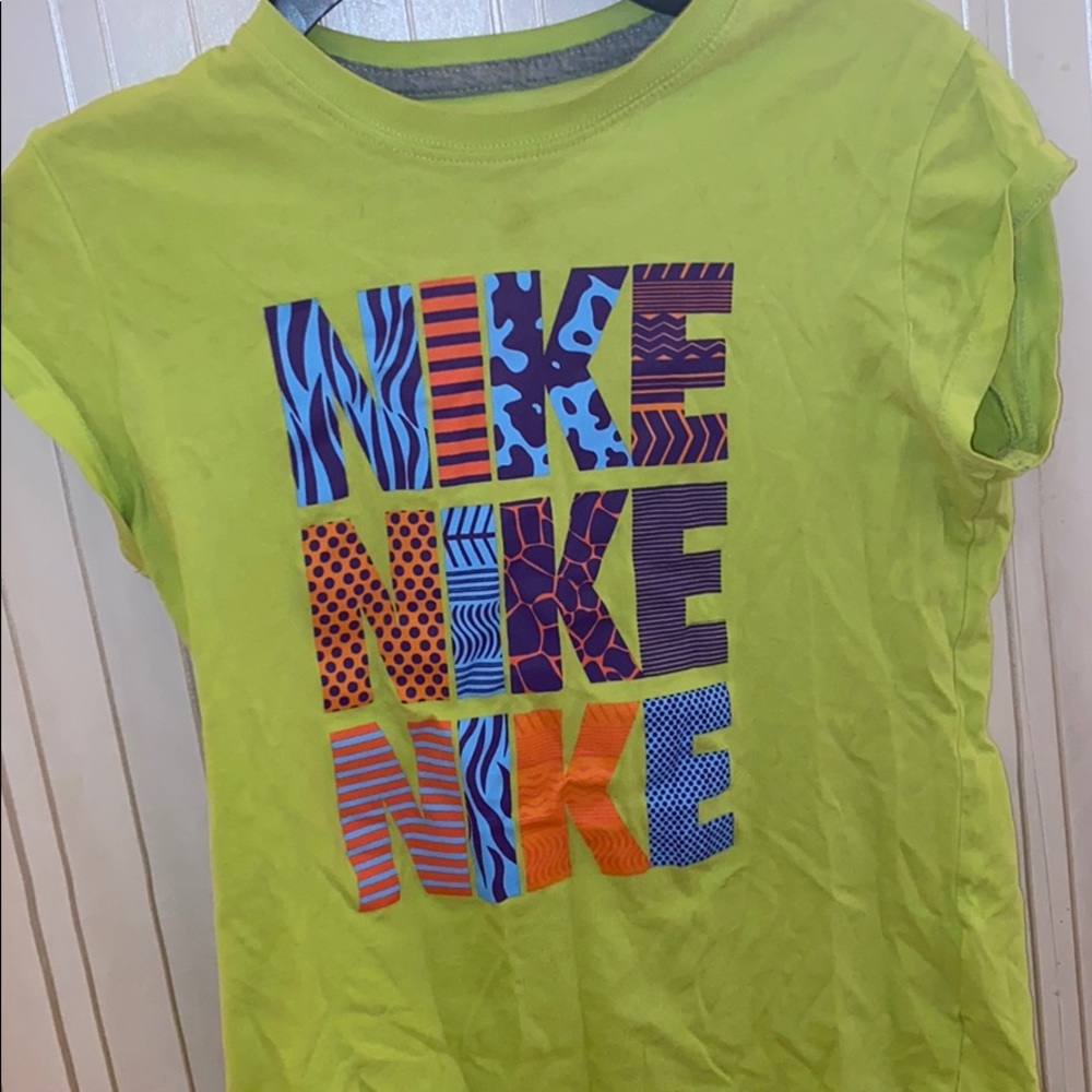 Girls Nike T-Shirt